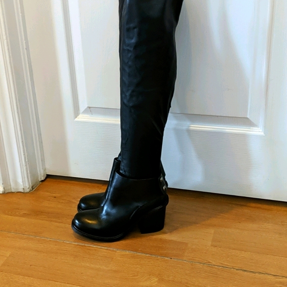 Over knee chunky heel boots - Picture 3 of 12